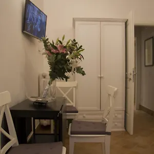 Leoncino 36 In Appartamento Roma